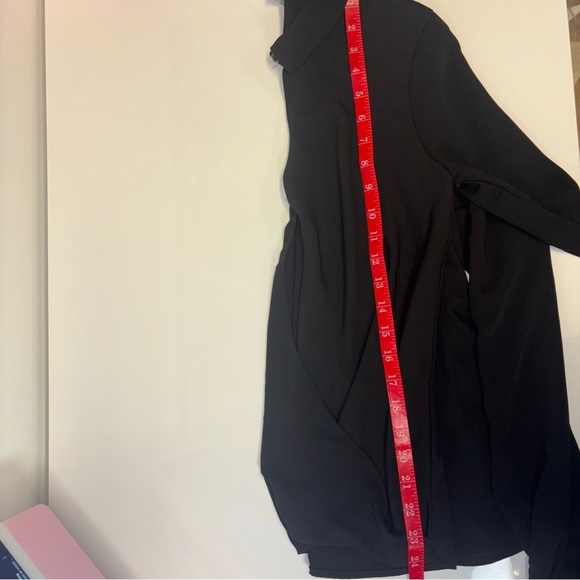 H and M Black Classy Blouse Long‎ Sleeve Womens Sz Sm Professional Business Work - Picture 9 of 10